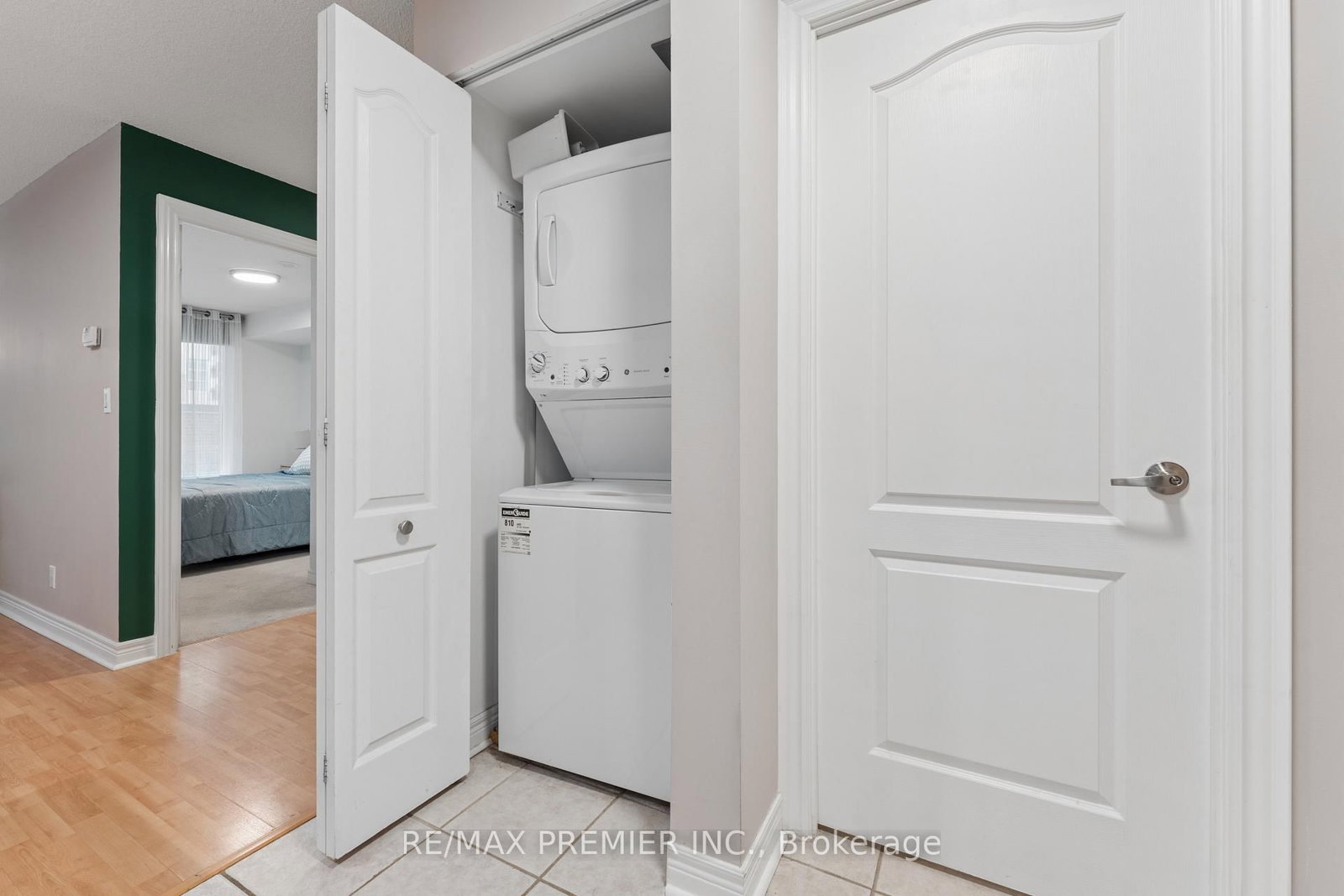 Condo for sale at 307-212 Eglinton Avenue, Toronto, Ontario, M4P 0A3 - Mount Pleasant West - MLS: C12995614