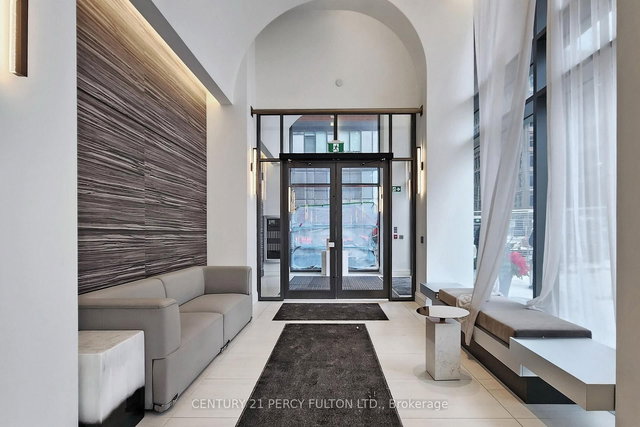 2409 - 39 Roehampton Avenue