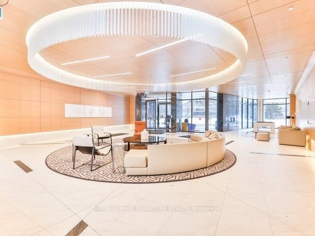 307 - 99 The Donway W