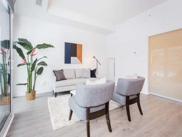 99 The Donway W, Unit 307 - Photo 7