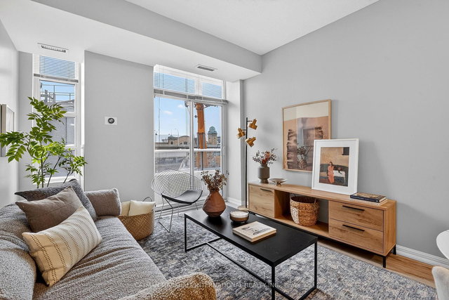 305 - 75 East Liberty Street