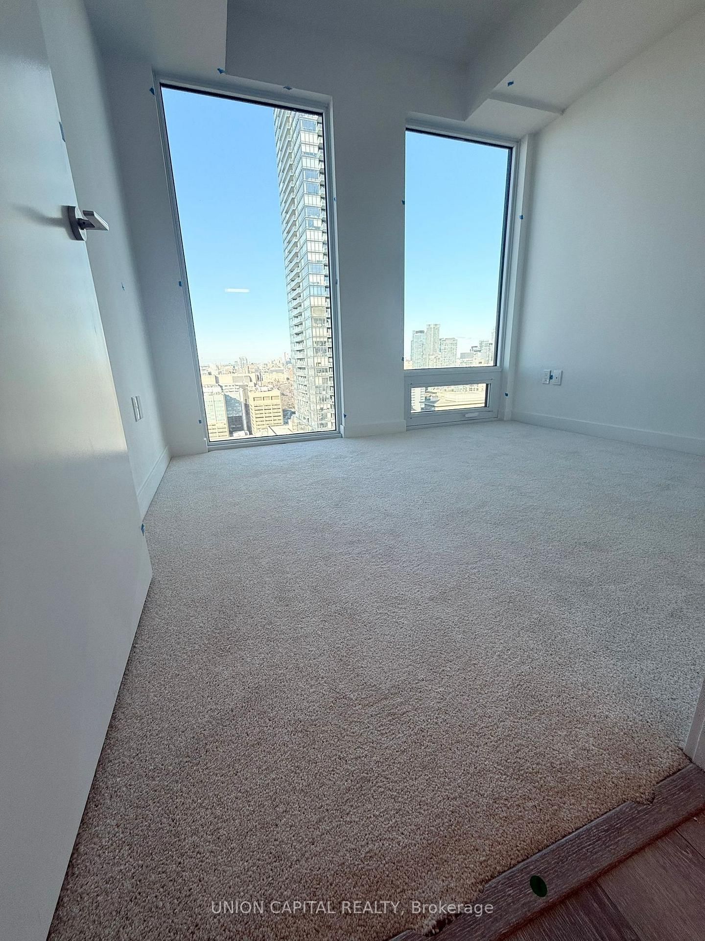 238 Simcoe Street, Unit 3602 - Photo 11