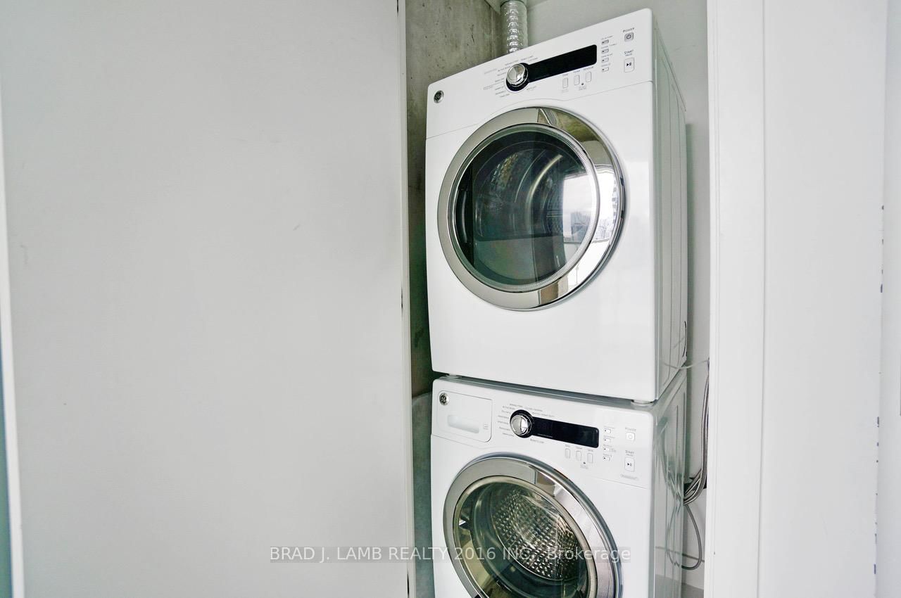 11 Charlotte Street, Unit 1405 - Photo 12