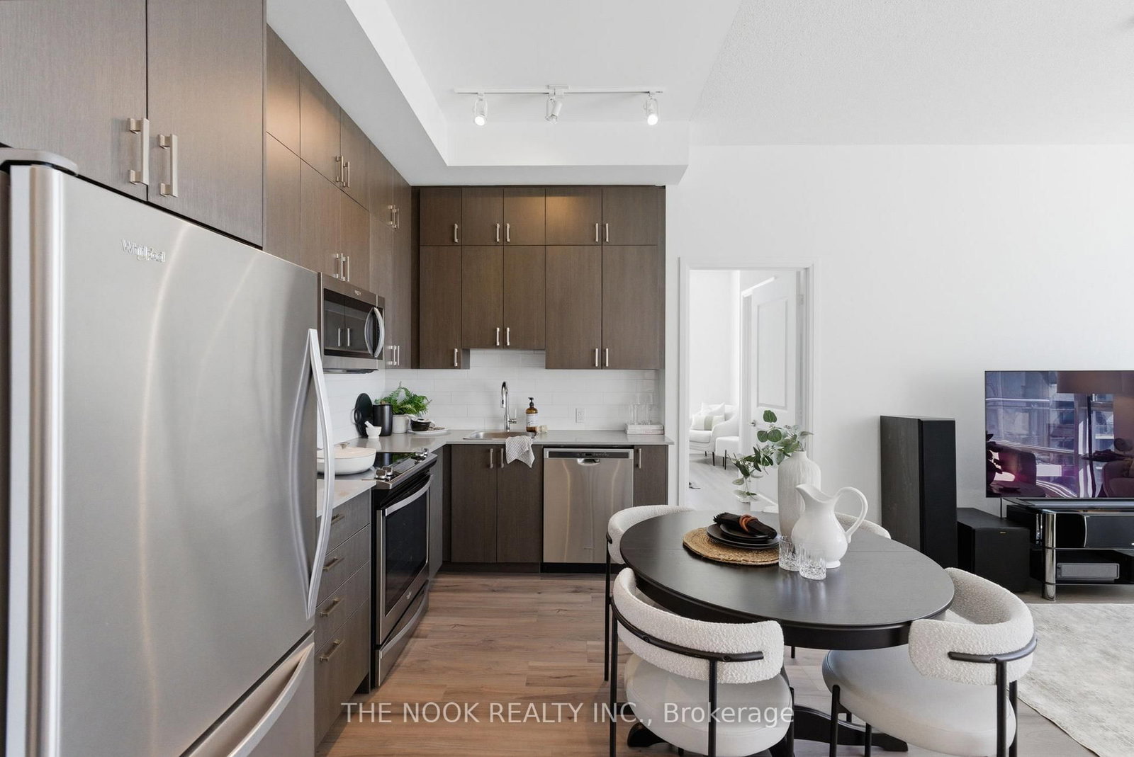 60 Ann O'Reilly Road, Unit PH60 - Photo 13