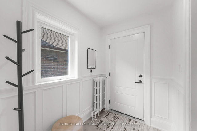 243 Northcliffe Boulevard