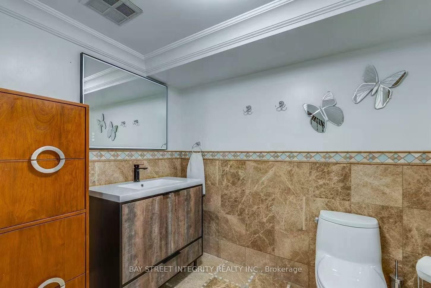 217 Mutual Street, Unit Room 3 - Photo 5