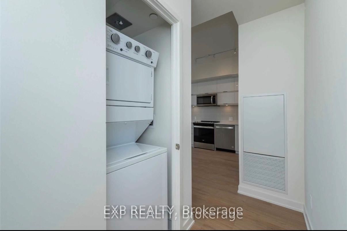 10 Deerlick Court, Unit 704 - Photo 16