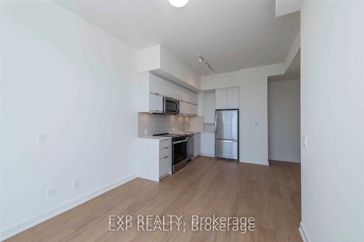 10 Deerlick Court, Unit 704 - Photo 8