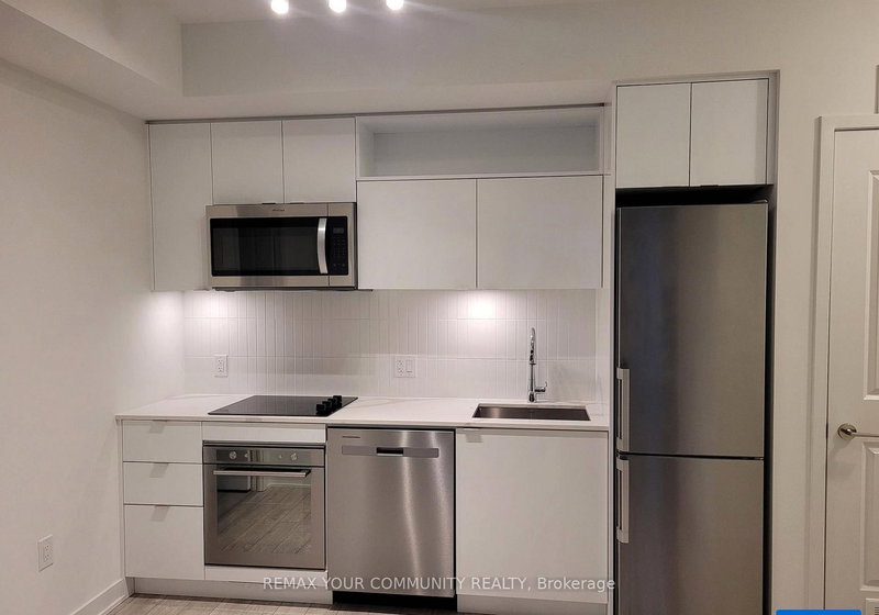 home for lease on 901-100 Dalhousie Street