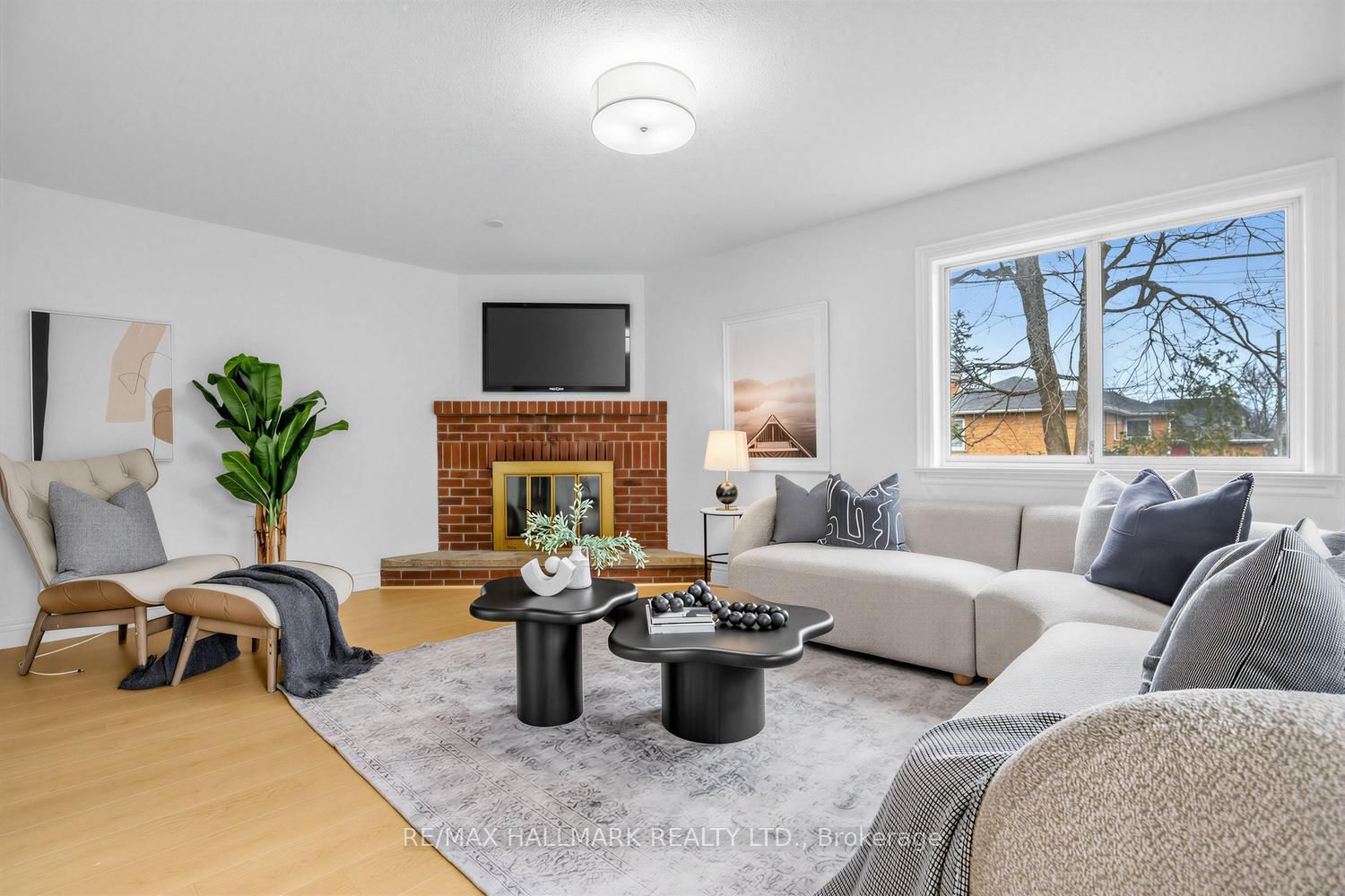 Detached House for sale at 144 Waterloo Avenue, Toronto, Ontario, M3H 3Y8 - Bathurst Manor - MLS: C12996004