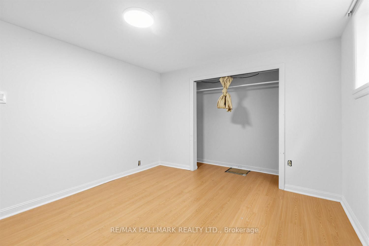 Detached House for sale at 144 Waterloo Avenue, Toronto, Ontario, M3H 3Y8 - Bathurst Manor - MLS: C12996004