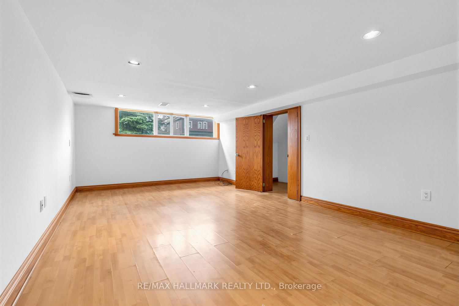 Detached House for sale at 144 Waterloo Avenue, Toronto, Ontario, M3H 3Y8 - Bathurst Manor - MLS: C12996004