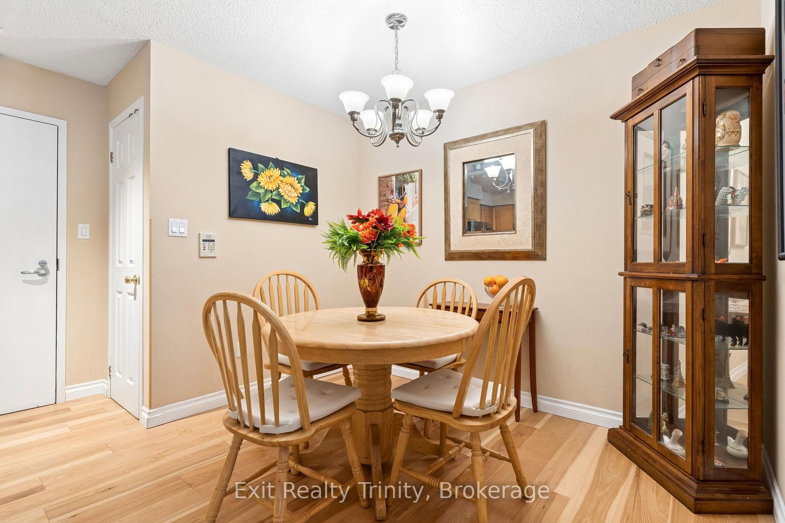 Condo for sale at 318-23 Lorraine Drive, Toronto, Ontario, M2N 6Z6 - Willowdale West - MLS: C12996036