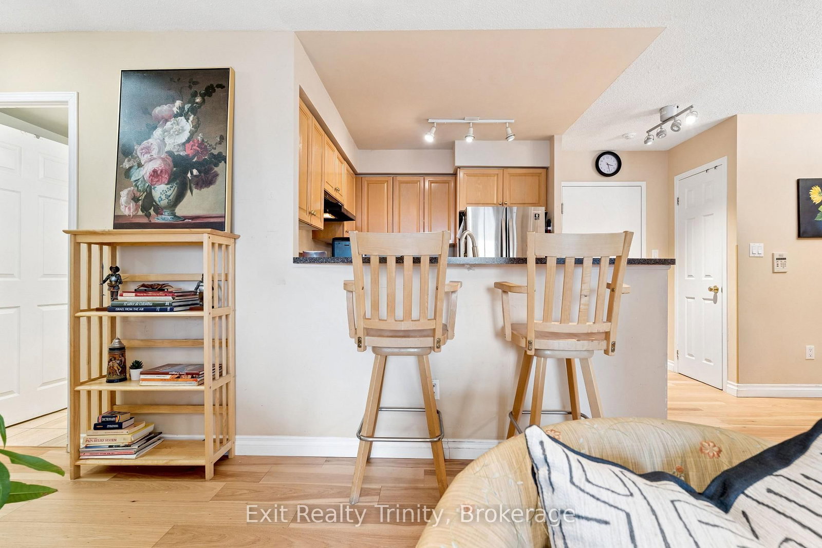 Condo for sale at 318-23 Lorraine Drive, Toronto, Ontario, M2N 6Z6 - Willowdale West - MLS: C12996036