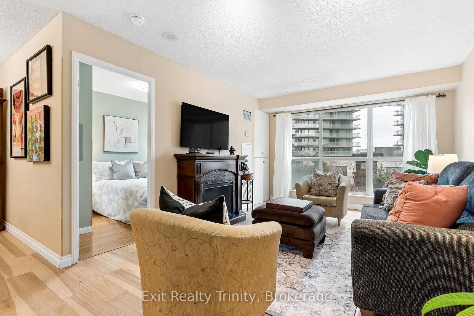 Condo for sale at 318-23 Lorraine Drive, Toronto, Ontario, M2N 6Z6 - Willowdale West - MLS: C12996036