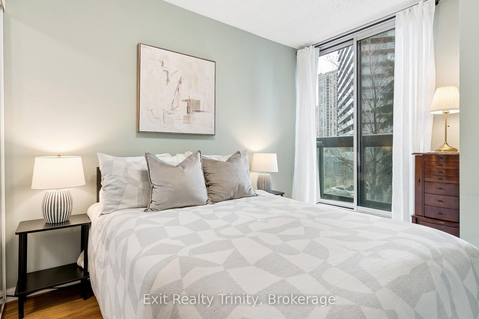 Condo for sale at 318-23 Lorraine Drive, Toronto, Ontario, M2N 6Z6 - Willowdale West - MLS: C12996036