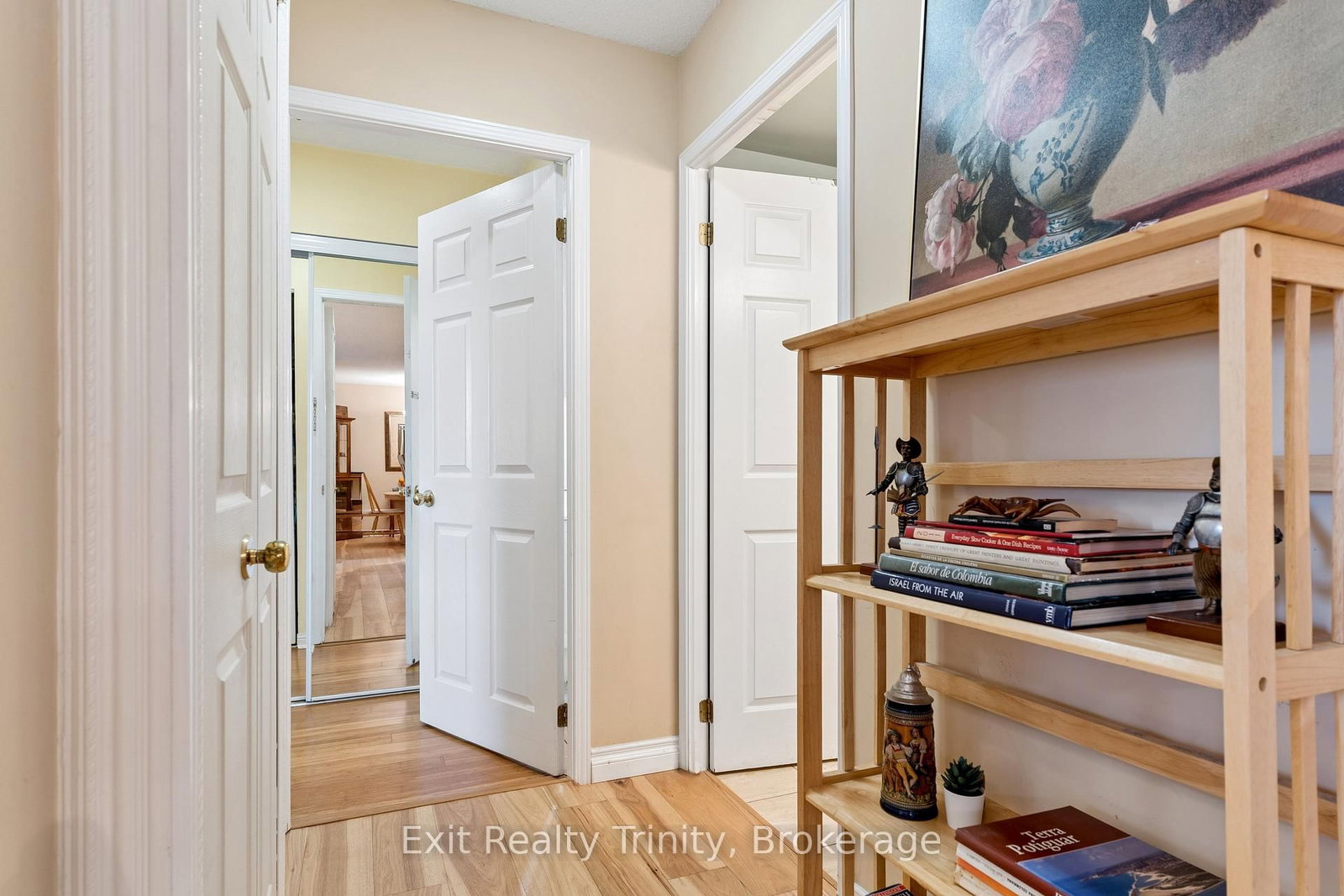 Condo for sale at 318-23 Lorraine Drive, Toronto, Ontario, M2N 6Z6 - Willowdale West - MLS: C12996036