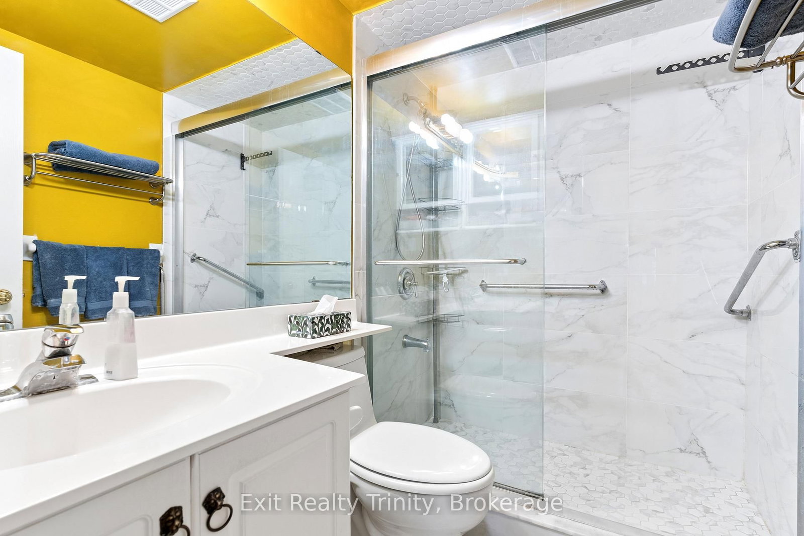 Condo for sale at 318-23 Lorraine Drive, Toronto, Ontario, M2N 6Z6 - Willowdale West - MLS: C12996036