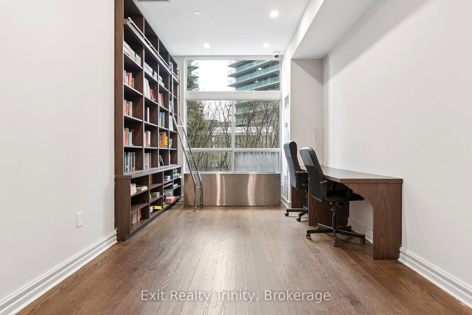 Condo for sale at 318-23 Lorraine Drive, Toronto, Ontario, M2N 6Z6 - Willowdale West - MLS: C12996036