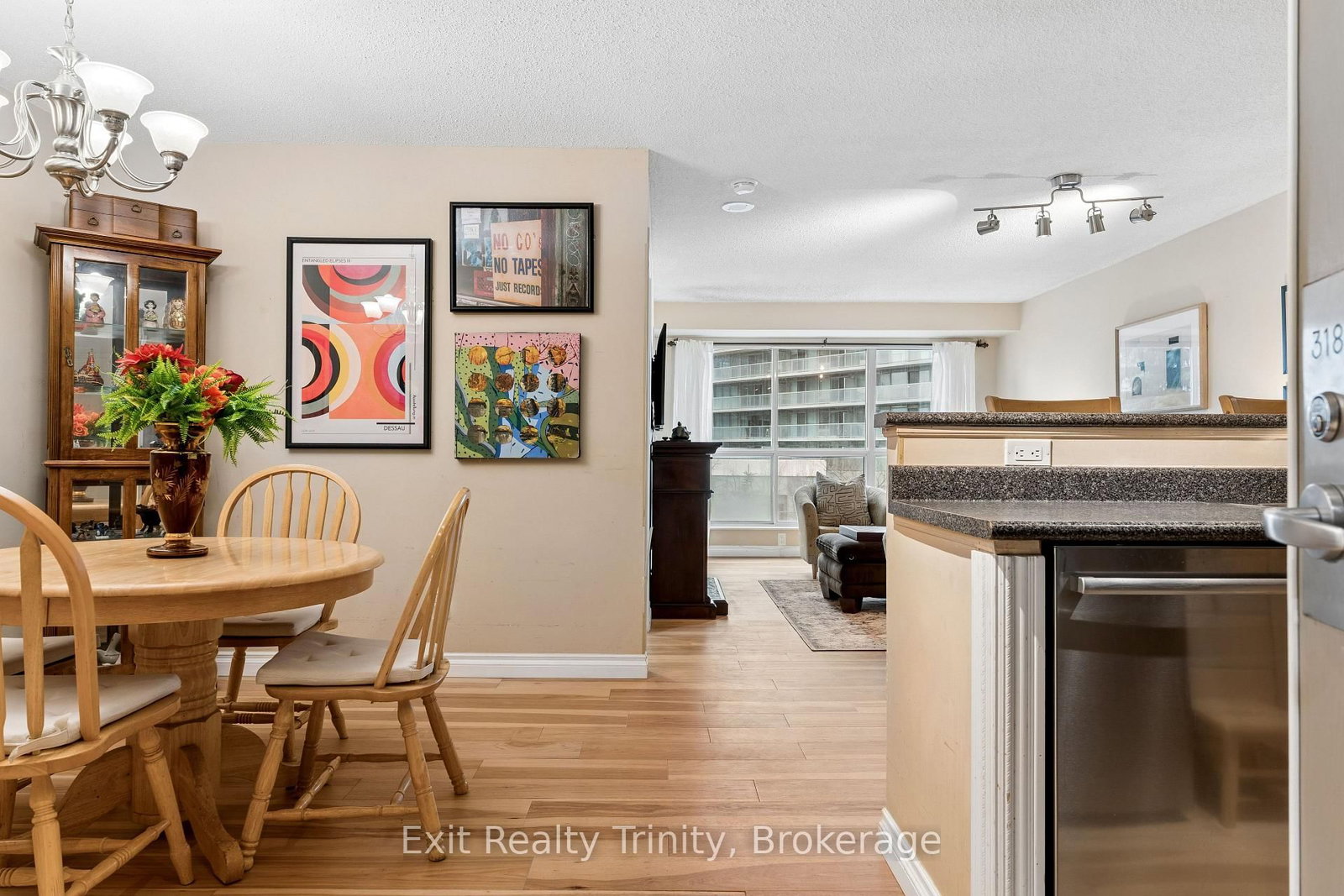 Condo for sale at 318-23 Lorraine Drive, Toronto, Ontario, M2N 6Z6 - Willowdale West - MLS: C12996036