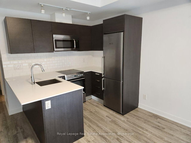 405 - 42 Charles Street E