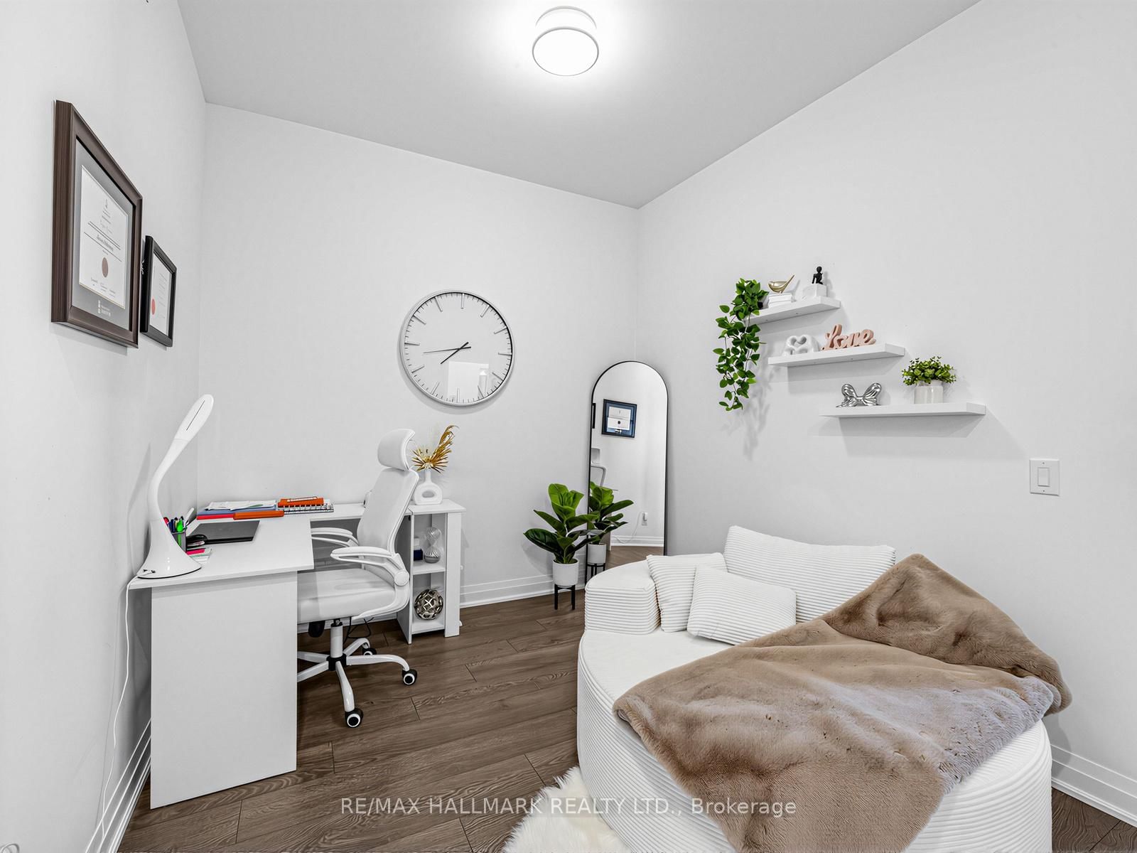 280 Howland Avenue, Unit 522 - Photo 25