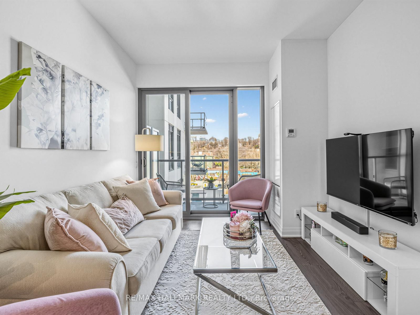 280 Howland Avenue, Unit 522 - Photo 26