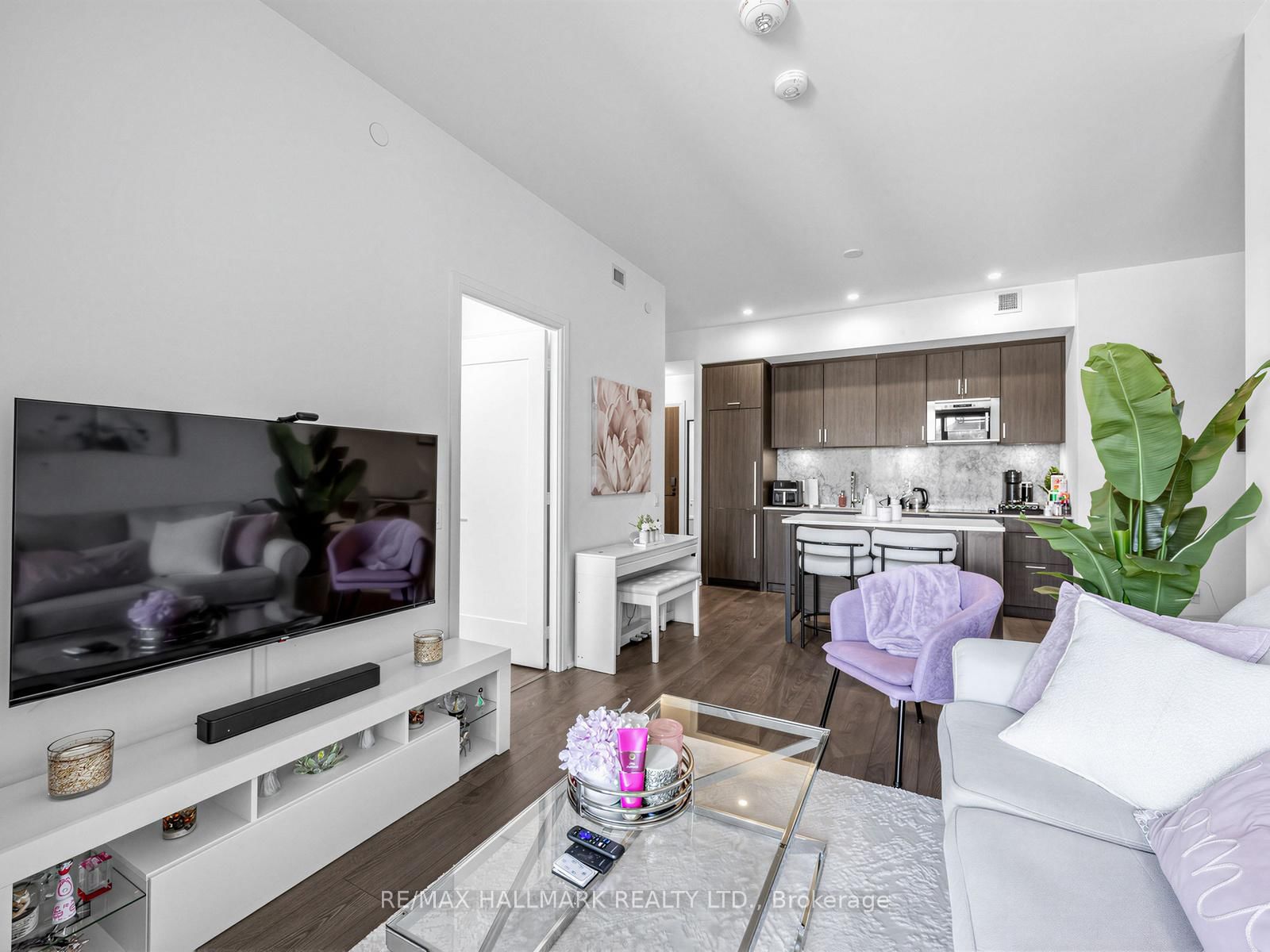 280 Howland Avenue, Unit 522 - Photo 29