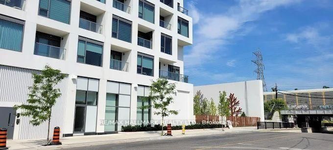 280 Howland Avenue, Unit 522 - Photo 3