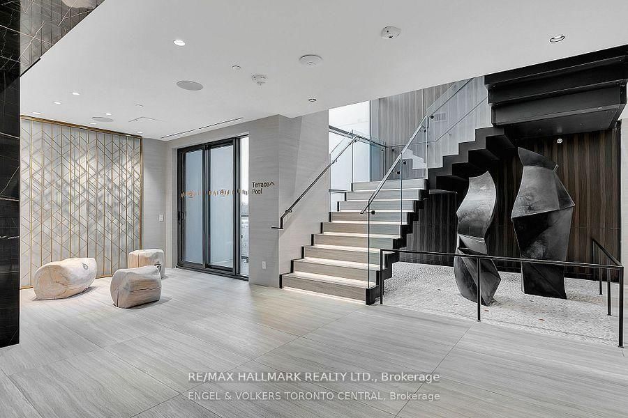 280 Howland Avenue, Unit 522 - Photo 7