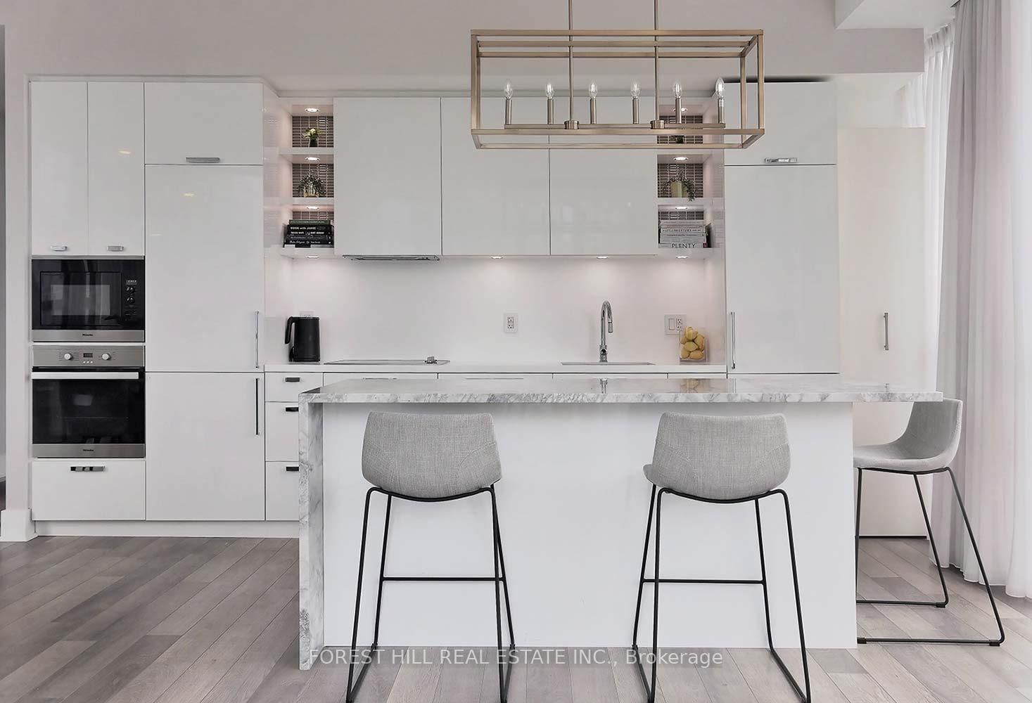 32 Davenport Road, Unit 2407 - Photo 15