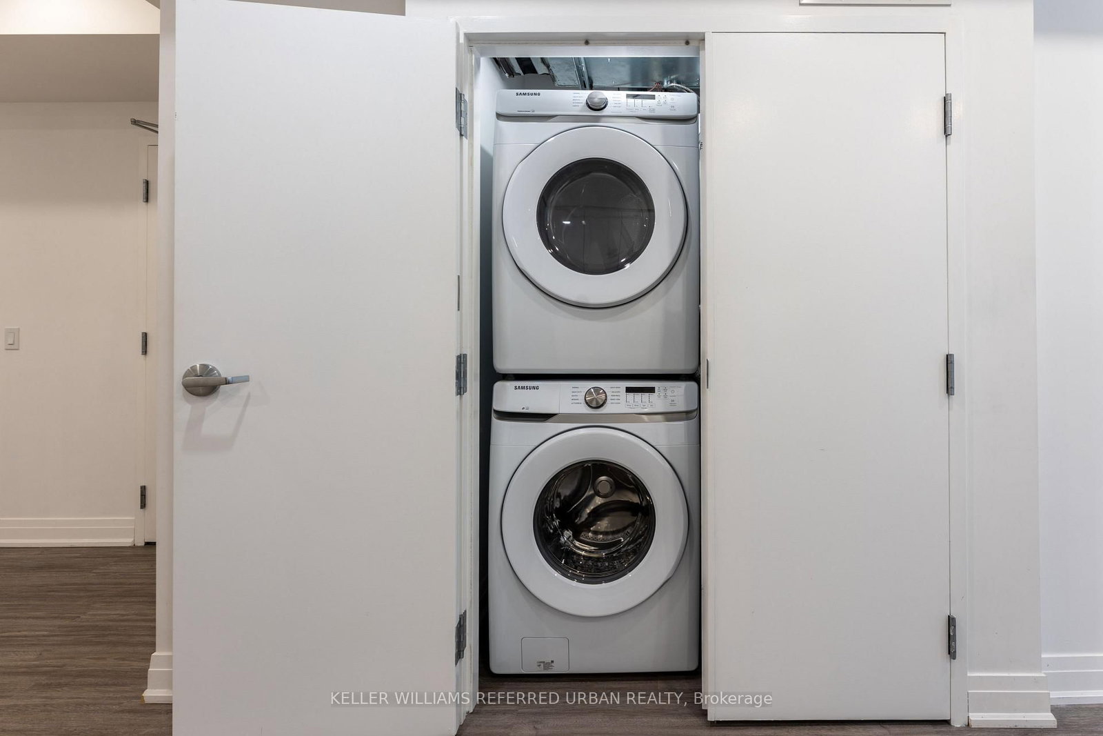 475 Queen Street W, Unit 201 - Photo 6