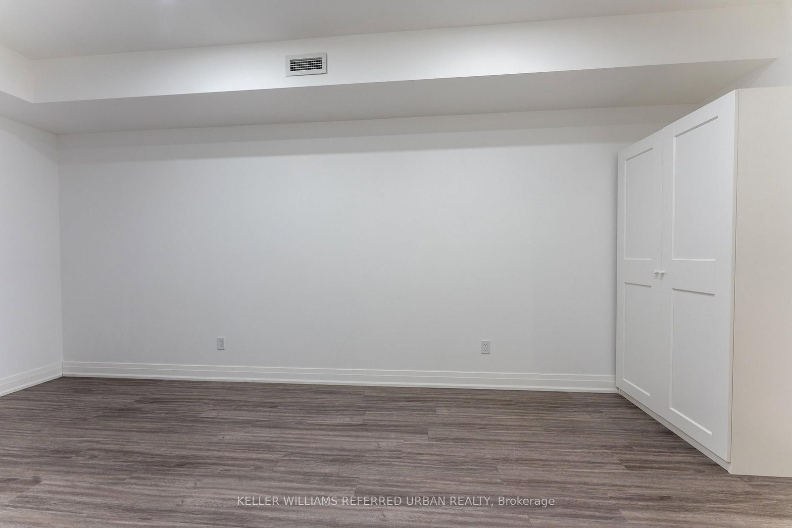 475 Queen Street W, Unit 201 - Photo 9