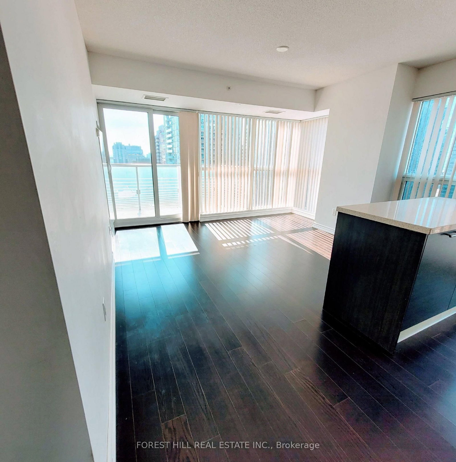 386 Yonge Street, Unit 2315