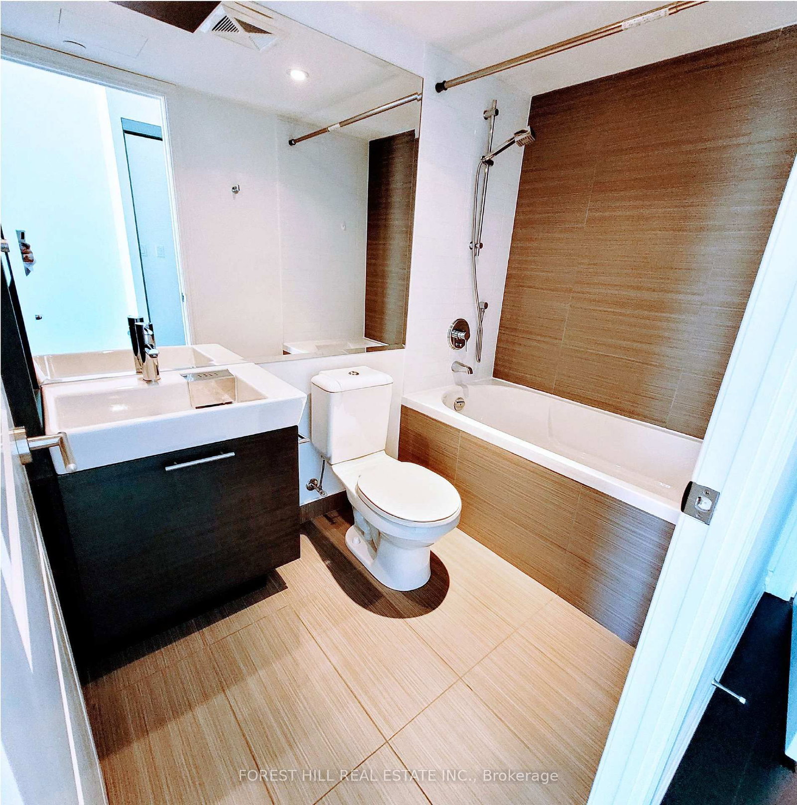 386 Yonge Street, Unit 2315 - Photo 6