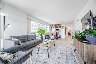 Unit 1012 — 10 Yonge Street — photo 4