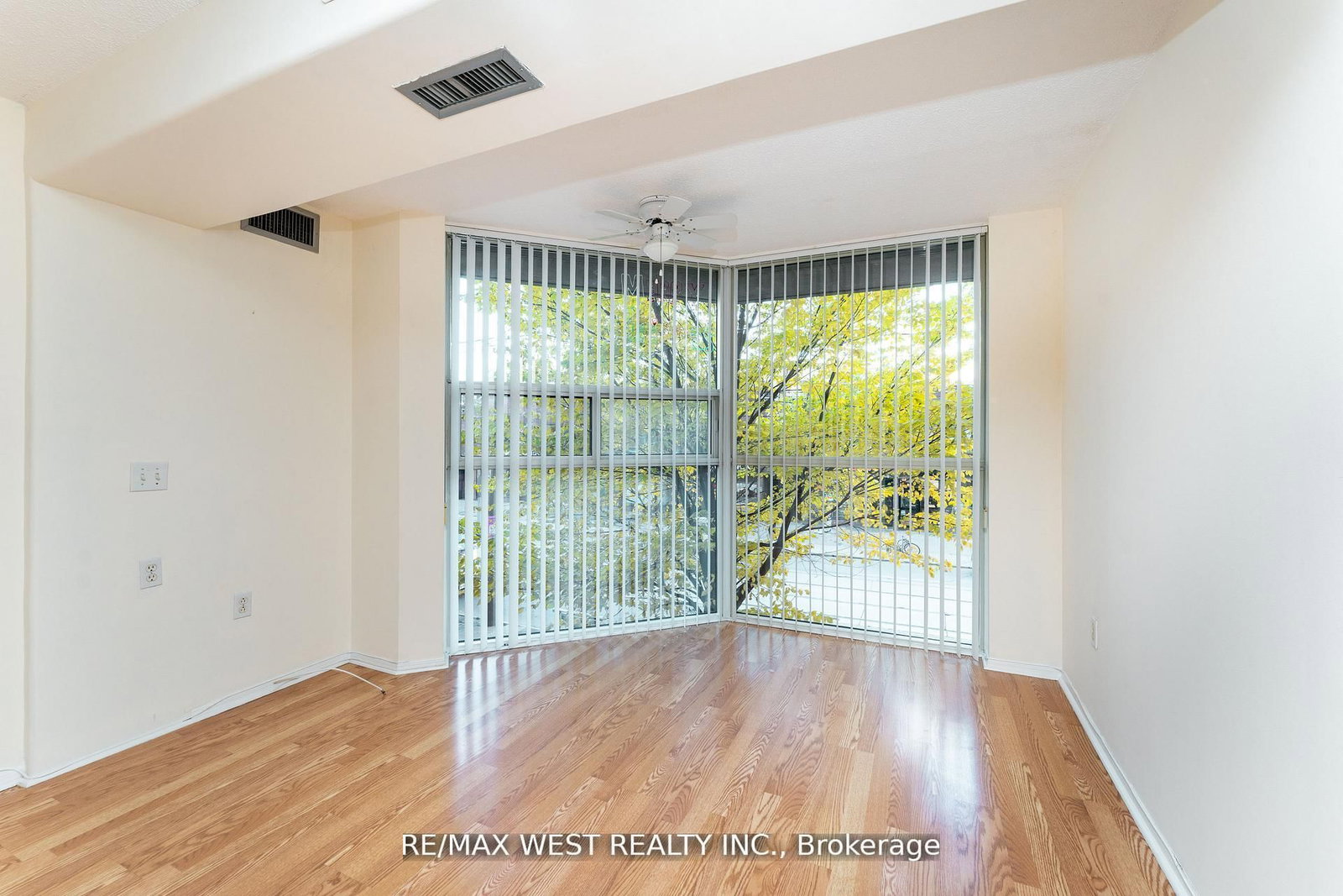 Condo for sale at 205-725 King Street, Toronto, Ontario, M5V 2W9 - Niagara - MLS: C12996486