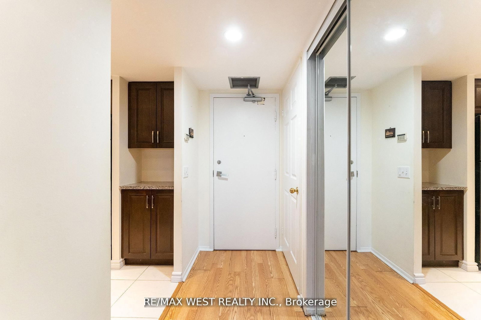 Condo for sale at 205-725 King Street, Toronto, Ontario, M5V 2W9 - Niagara - MLS: C12996486