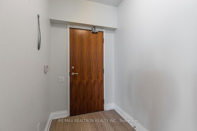 3811 - 2191 Yonge Street