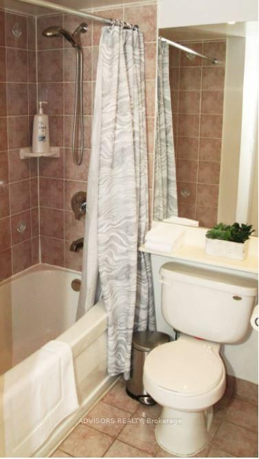 270 Wellington Street, Unit 413 - Photo 12