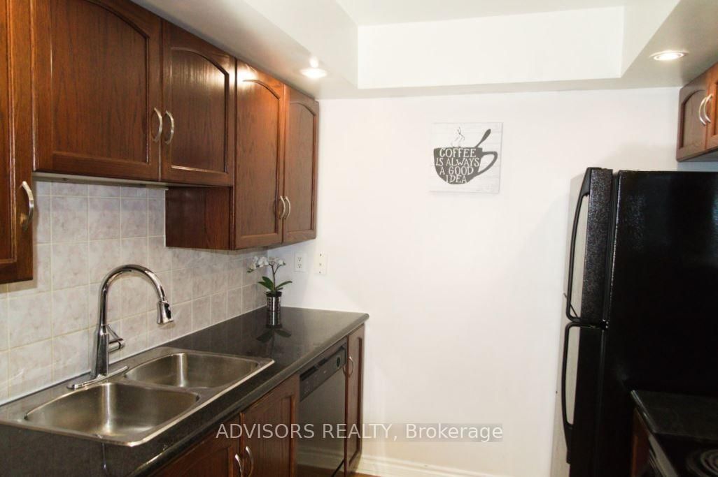 270 Wellington Street, Unit 413 - Photo 6