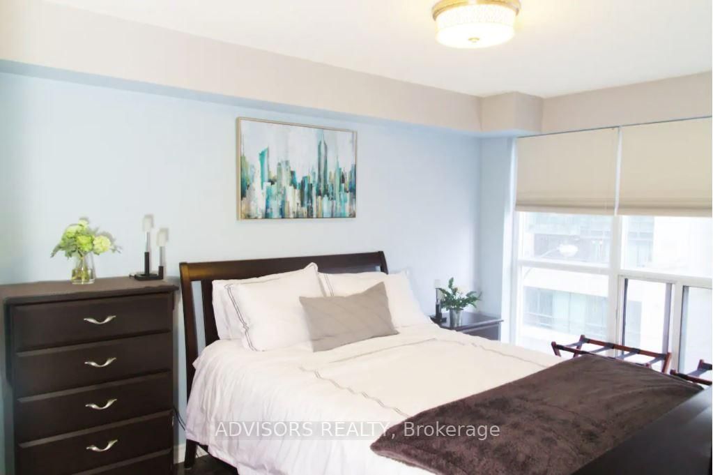 270 Wellington Street, Unit 413 - Photo 7
