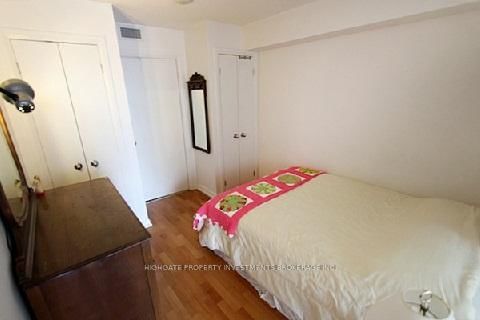 111 Elizabeth Street, Unit 623B - Photo 11