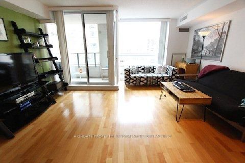 111 Elizabeth Street, Unit 623B - Photo 5