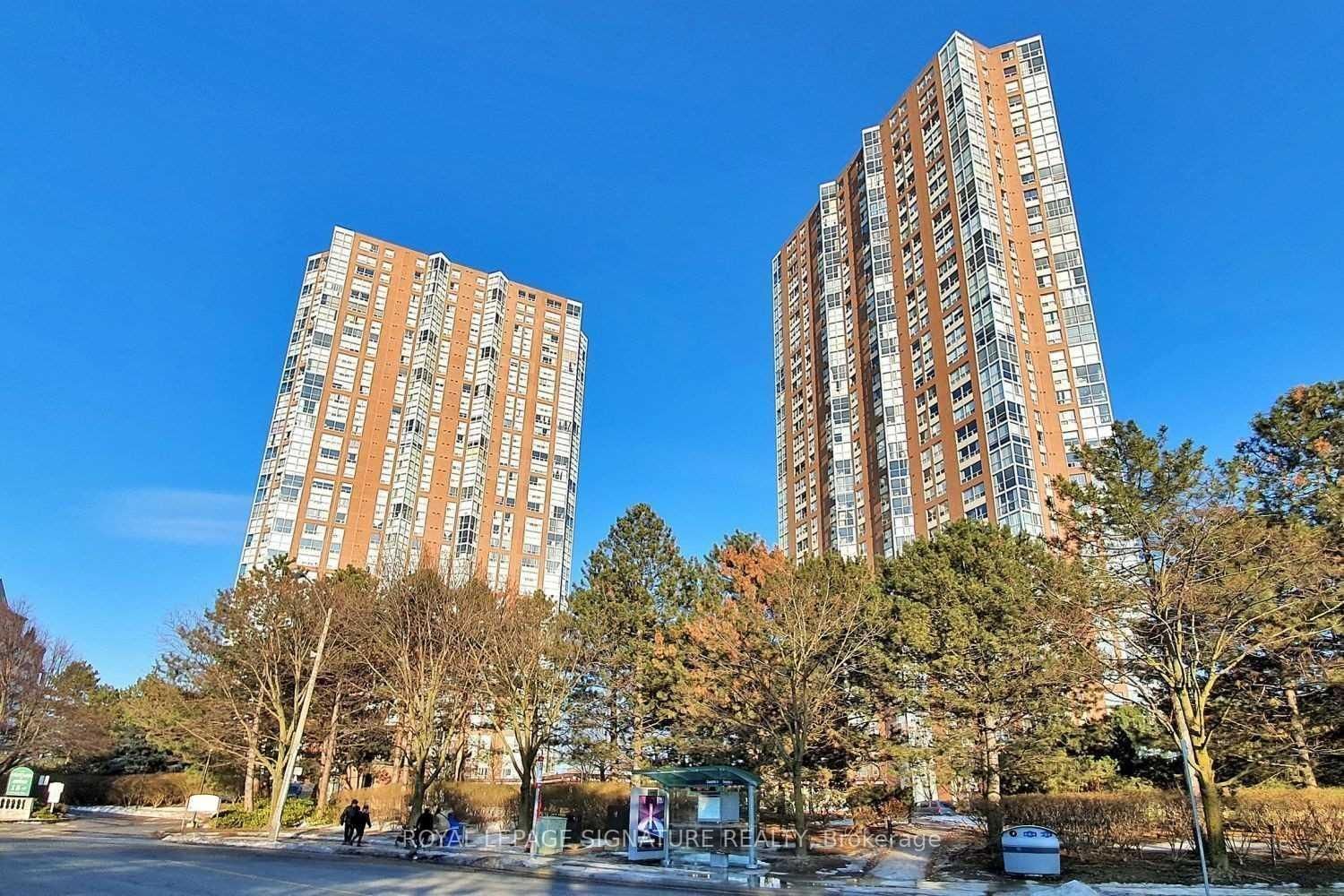 5 Concorde Place, Unit 3706