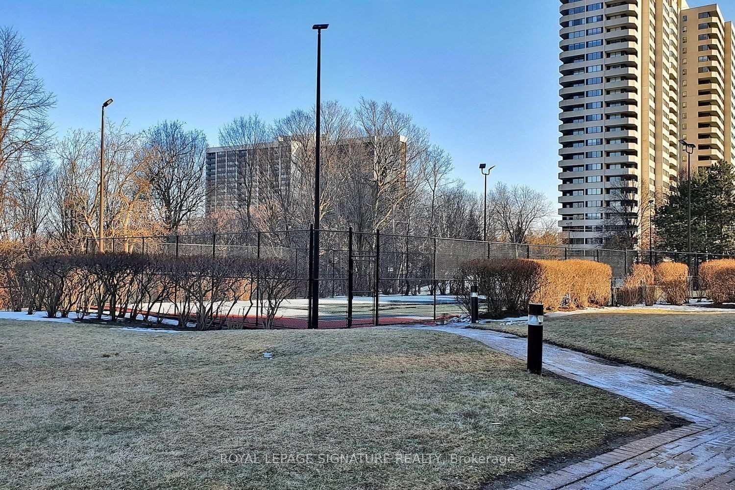 5 Concorde Place, Unit 3706 - Photo 16