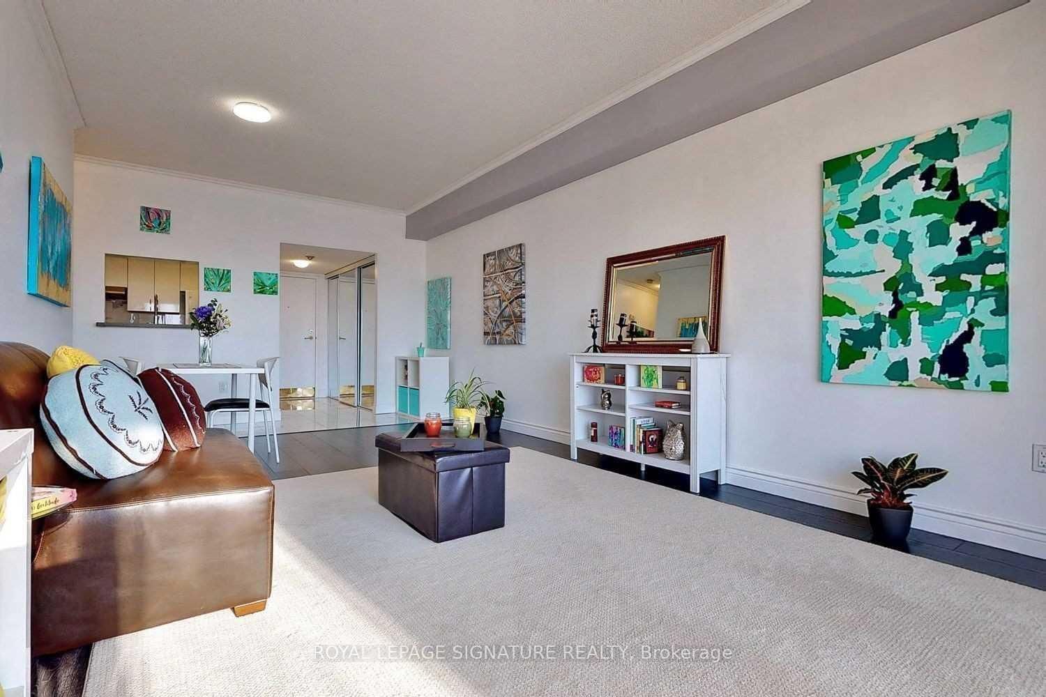 5 Concorde Place, Unit 3706 - Photo 4