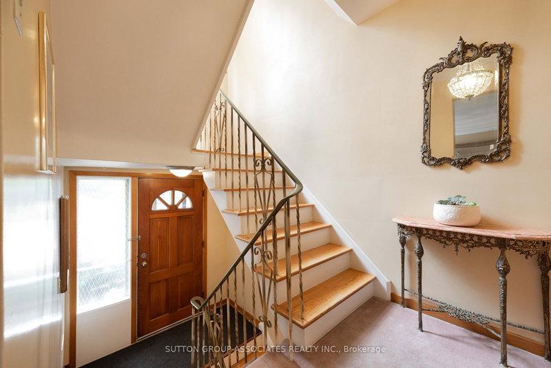 299 Wychwood Ave, Toronto, M6C 2T6 | Image 3