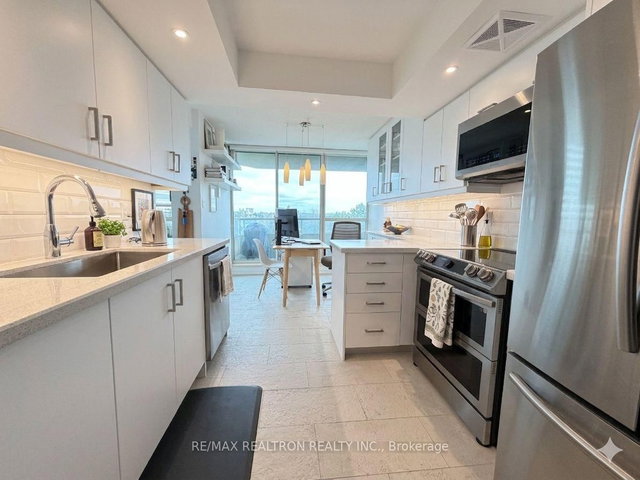 404 - 10 Torresdale Avenue