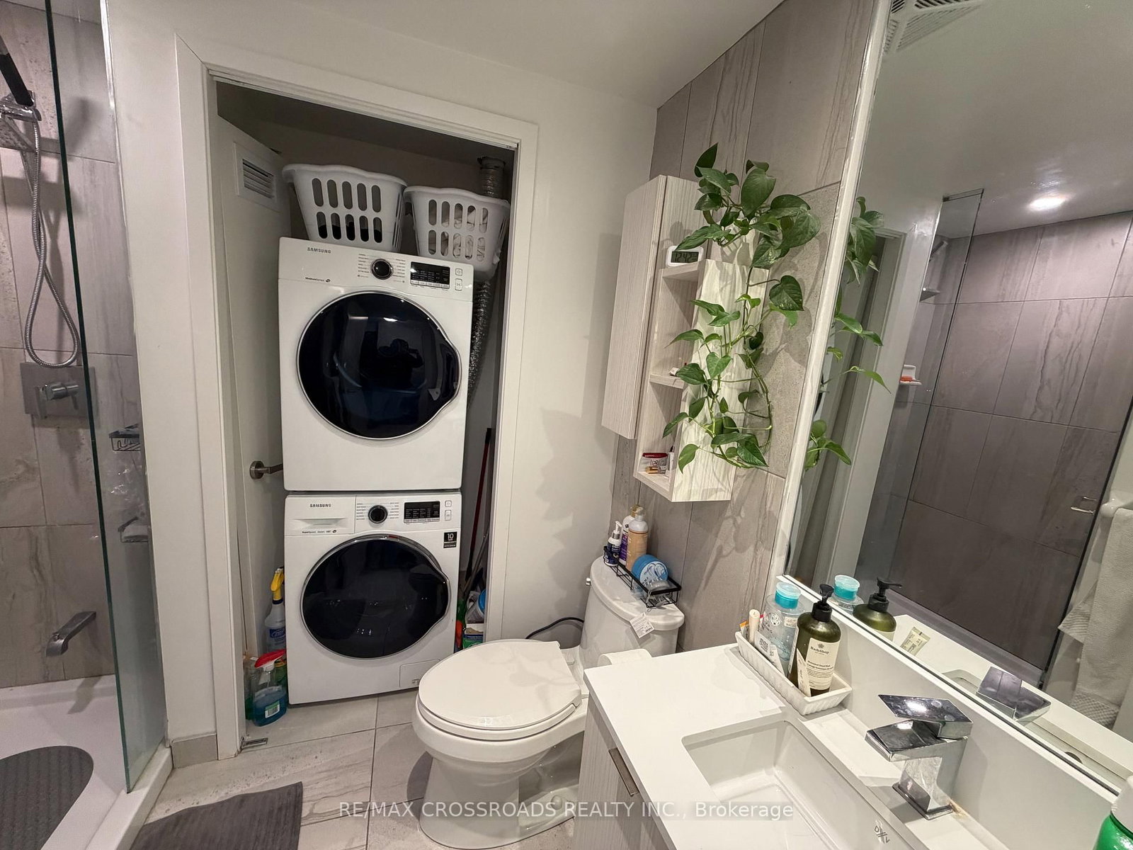 Condo for lease at 1913-195 Redpath Avenue, Toronto, Ontario, M4P 0E4 - Mount Pleasant West - MLS: C12996842